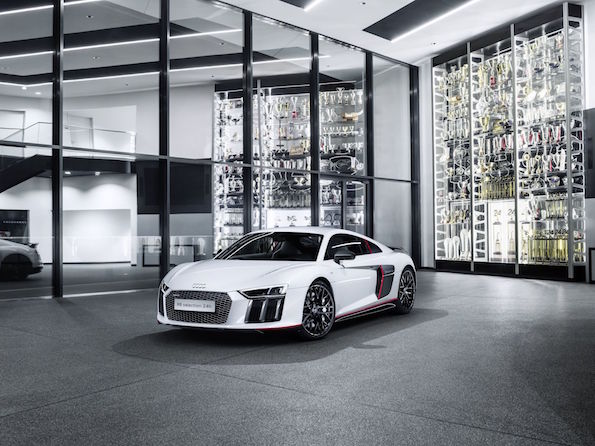 Audi R8 plus selection 24h